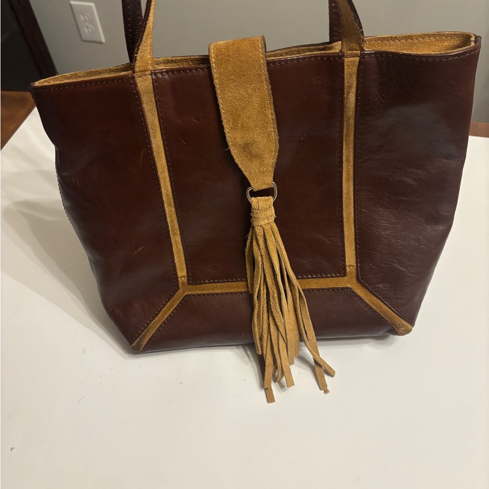 Claudia Firenze Leather Tassel Tote Bag - Picture 6 of 12